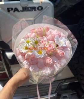 Bó Hoa Sáp Hồng Pastel Dáng Nụ Phối Cúc Trắng