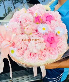Bó Hoa Sáp Hồng Pastel Phối Hoa Trắng Dáng Tròn