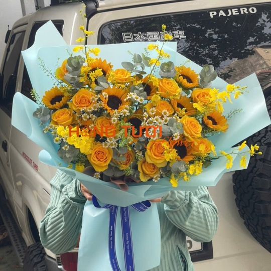 Bó Hoa Hồng Vàng Phối Hướng Dương