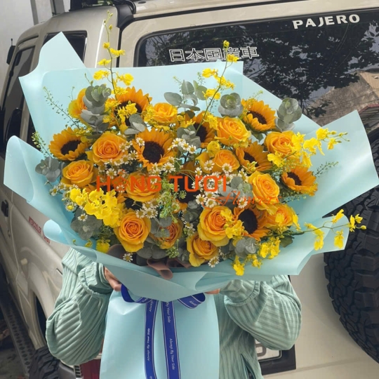 Bó Hoa Hồng Vàng Phối Hướng Dương