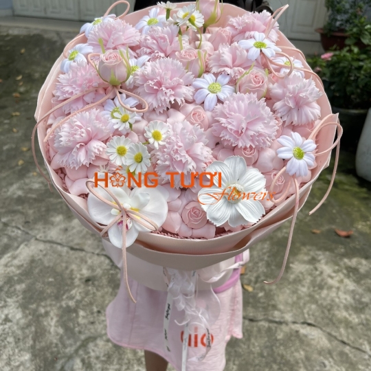 Bó Hoa Sáp Hồng Pastel Phối Hoa Cúc Trắng
