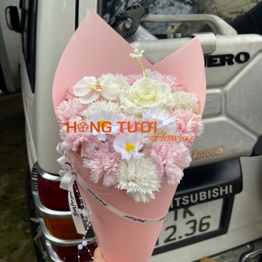 Bó Hoa Sáp Hồng Phấn Phối Hồng Trắng Và Cúc Trắng