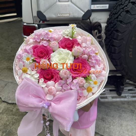 Bó Hoa Sáp Hồng Phối Hồng Trắng Nơ Hồng