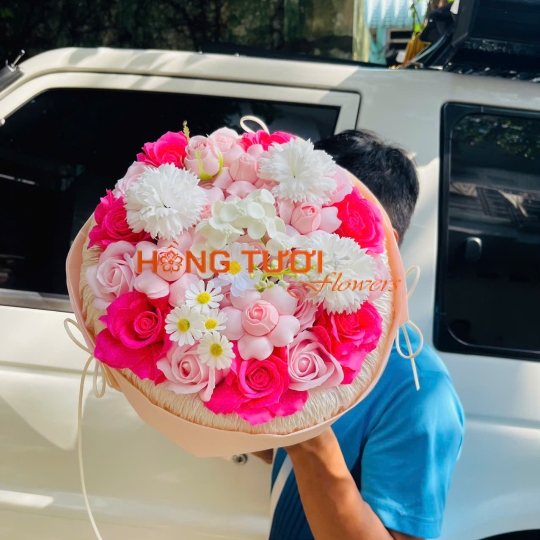 Bó Hoa Sáp Hồng Phối Trắng Dáng Tròn