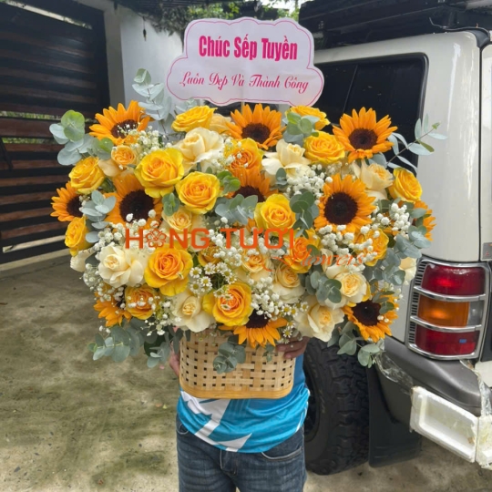 Giỏ Hoa Hướng Dương Cam Phối Hồng Vàng
