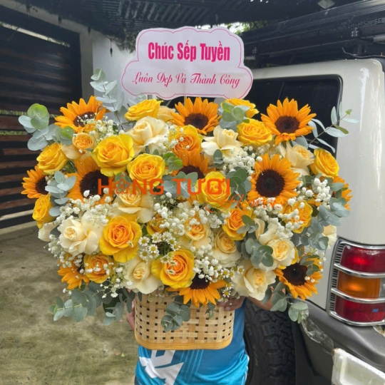 Giỏ Hoa Hướng Dương Cam Phối Hồng Vàng