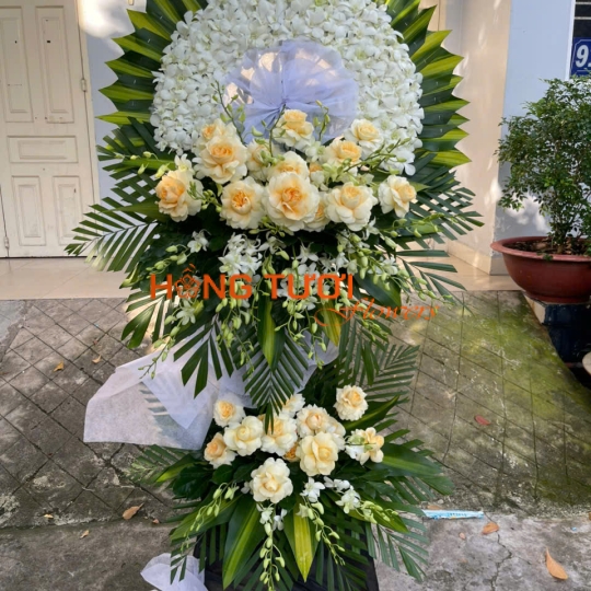 Kệ Hoa Chia Buồn Hai Tầng Lan Trắng Phối Hồng Kem
